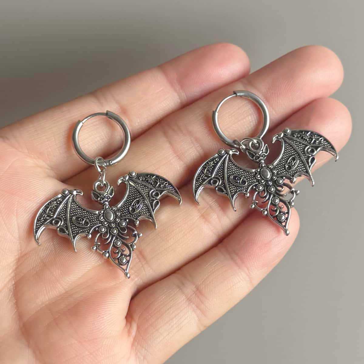 Men'S Vampire Accessories - Vampire bat earrings,Gothic jewelry,witchcraft accessories,paganism,mystery,engraved,Vintage,alternative,ear ring