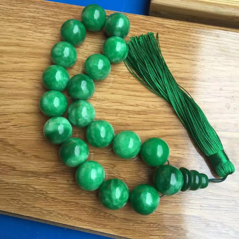 Natural  Green Jade Bracelets  - огляд і ціна Bracelet Beaded Men