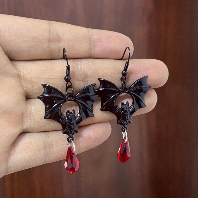 Gothic Vampire Bat Earrings fo - огляд і ціна Men'S Vampire Accessories