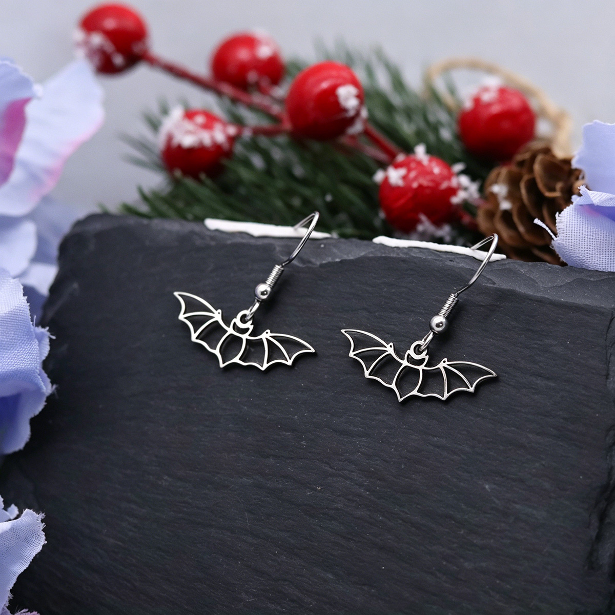 QIAMNI Gothic Vampire Bat Dang - огляд і ціна Men'S Vampire Accessories